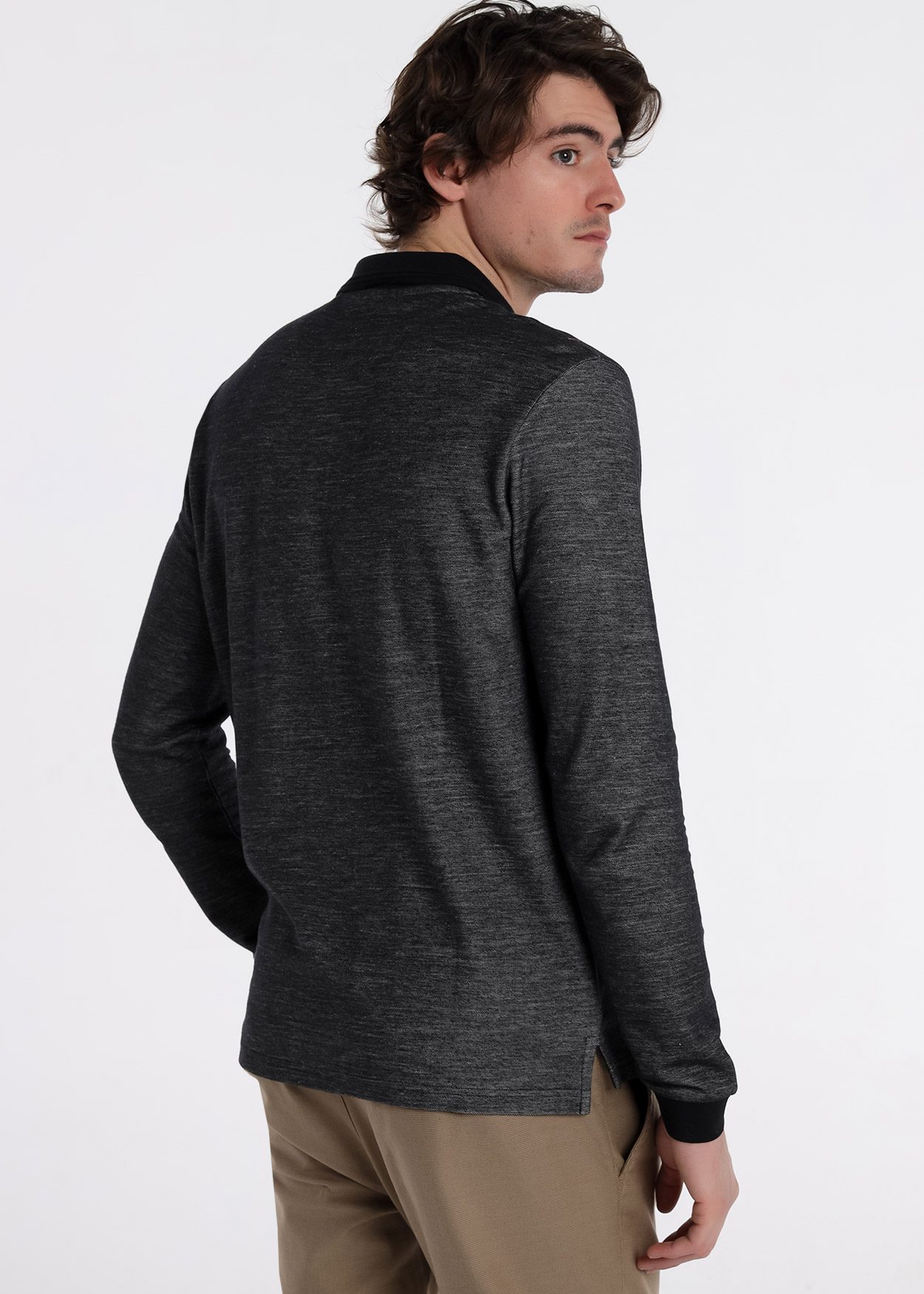 Pólo de manga comprida Preto