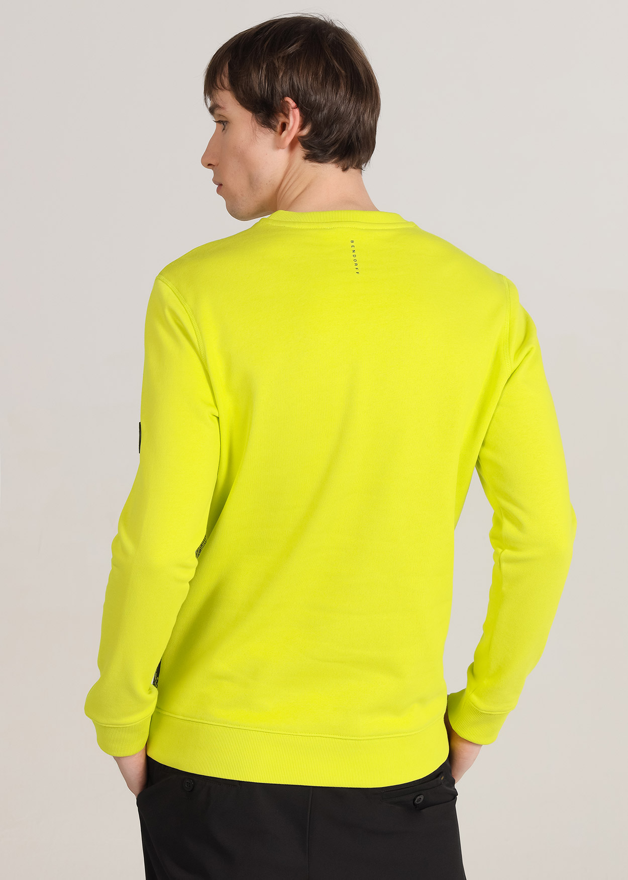 Sweatshirt com Gola Redonda Verde