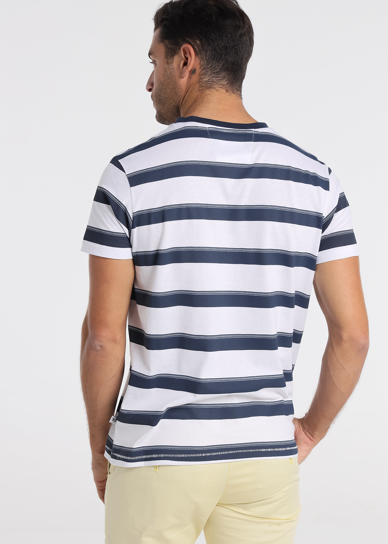 T-Shirt de malha riscas de manga curta com bolso Bege