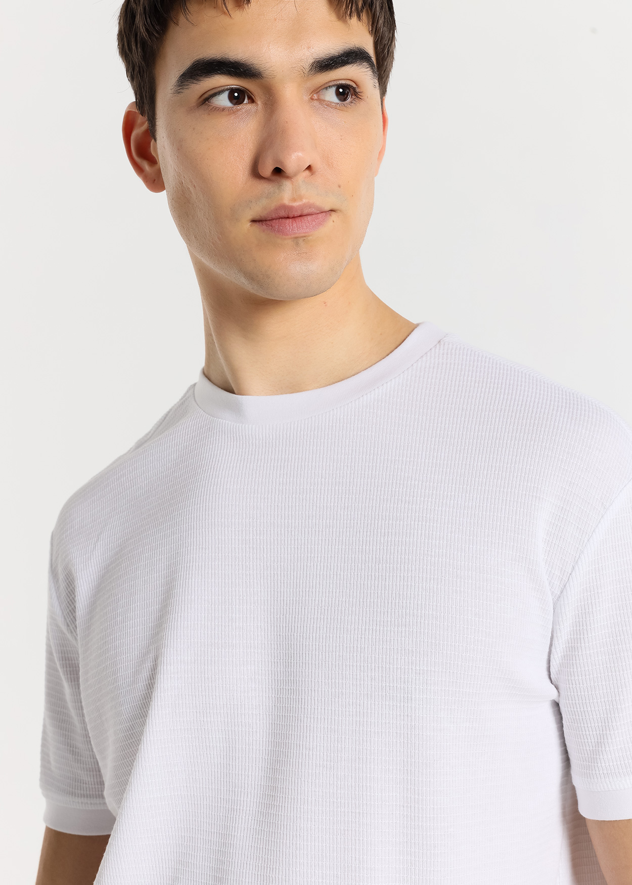 T-Shirt básica em tecido Jacquard Branco