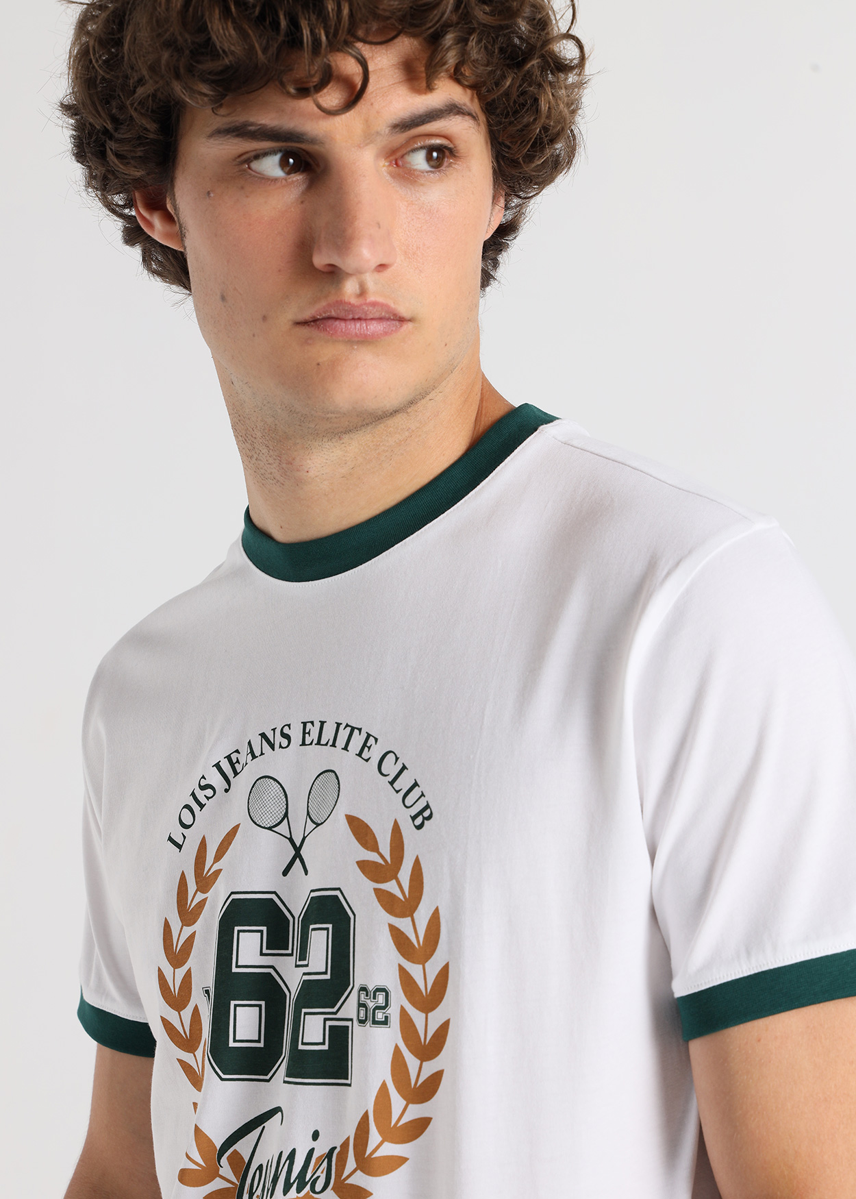 T-Shirt Gráfica Triunfo 62 Homem Branco