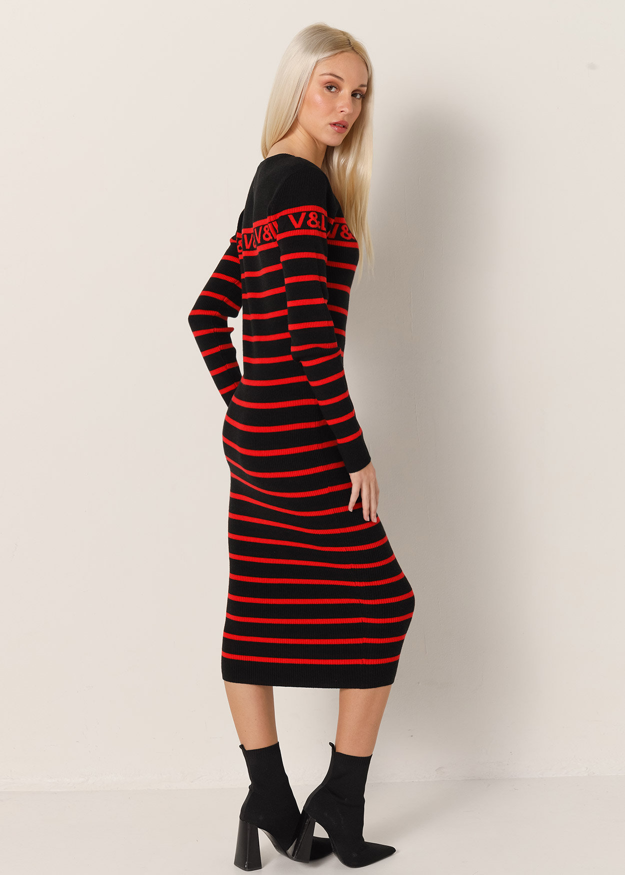 Vestido Midi Senhora Preto