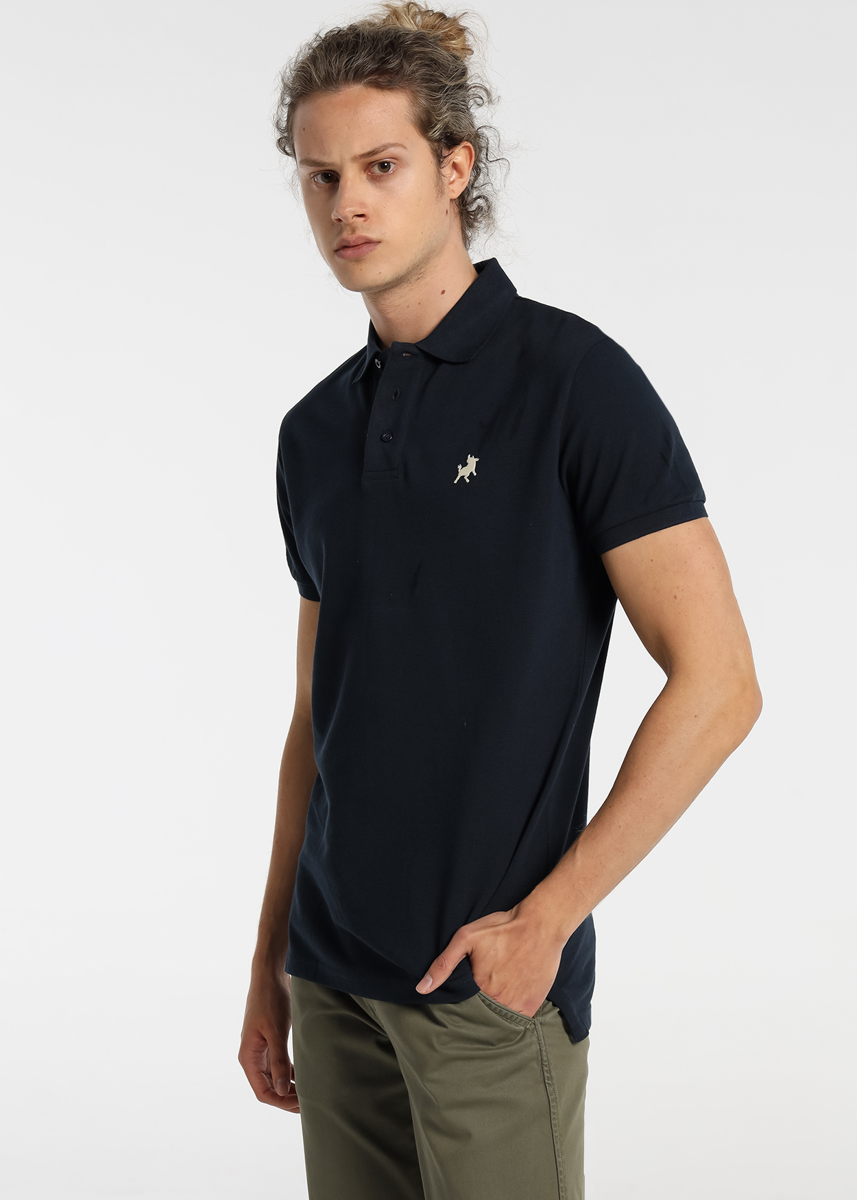 Pólo em Piqué Homem Azul