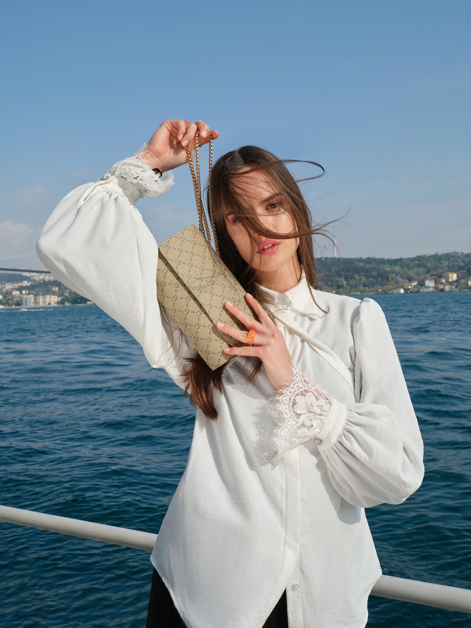 Mala a Tiracolo Bege