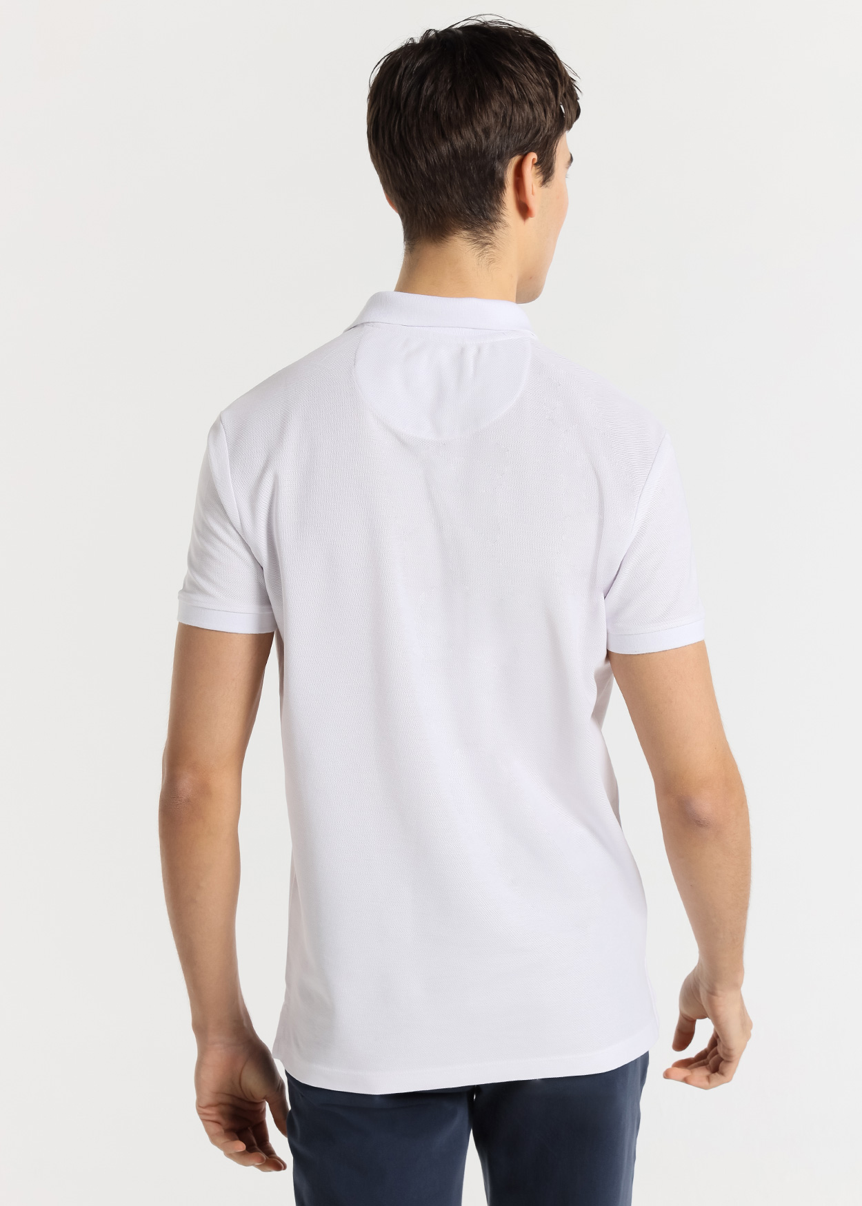 Pólo manga curta Bordada Branco