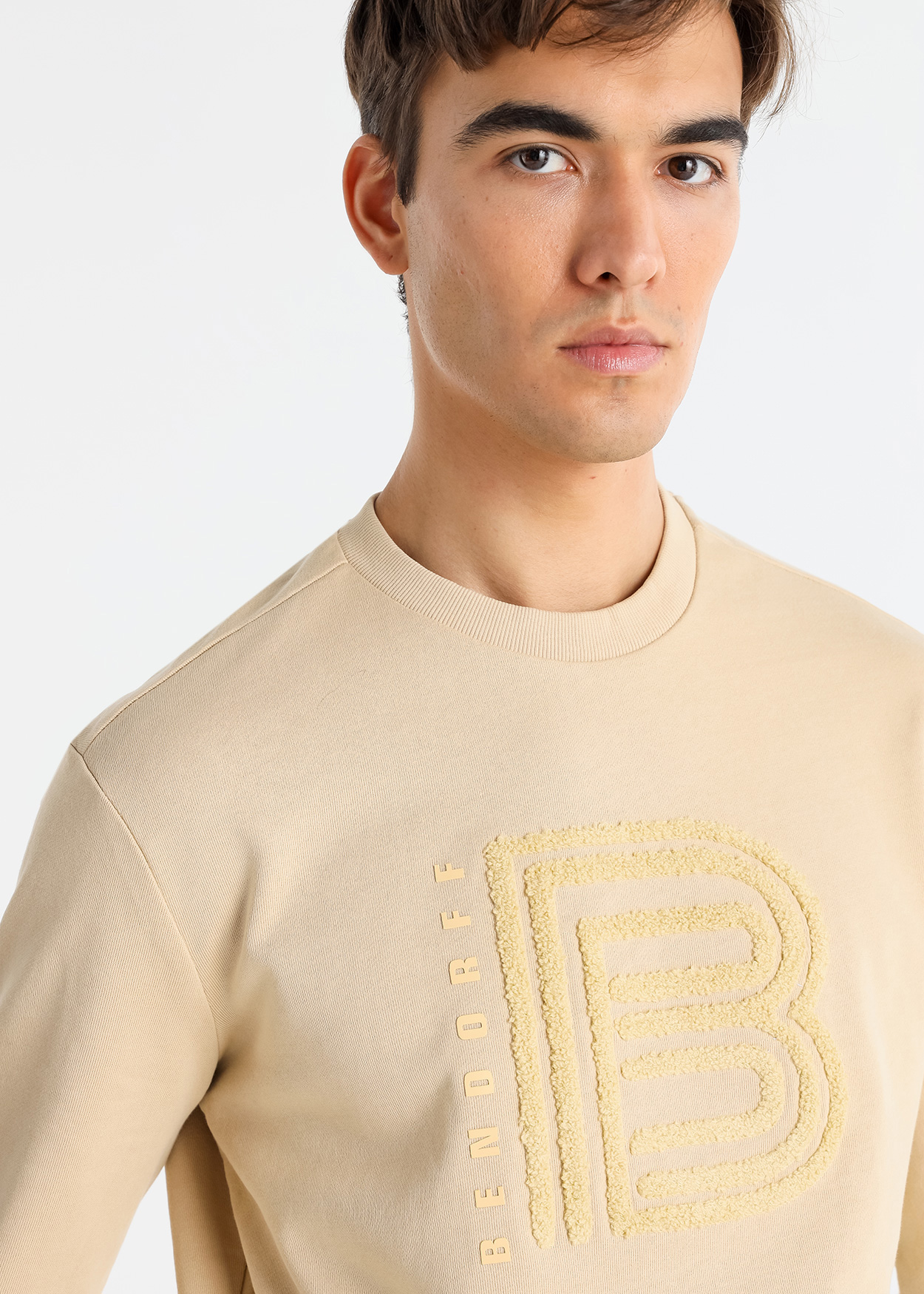 Sweatshirt de gola redonda com logotipo bordado em relevo Bege