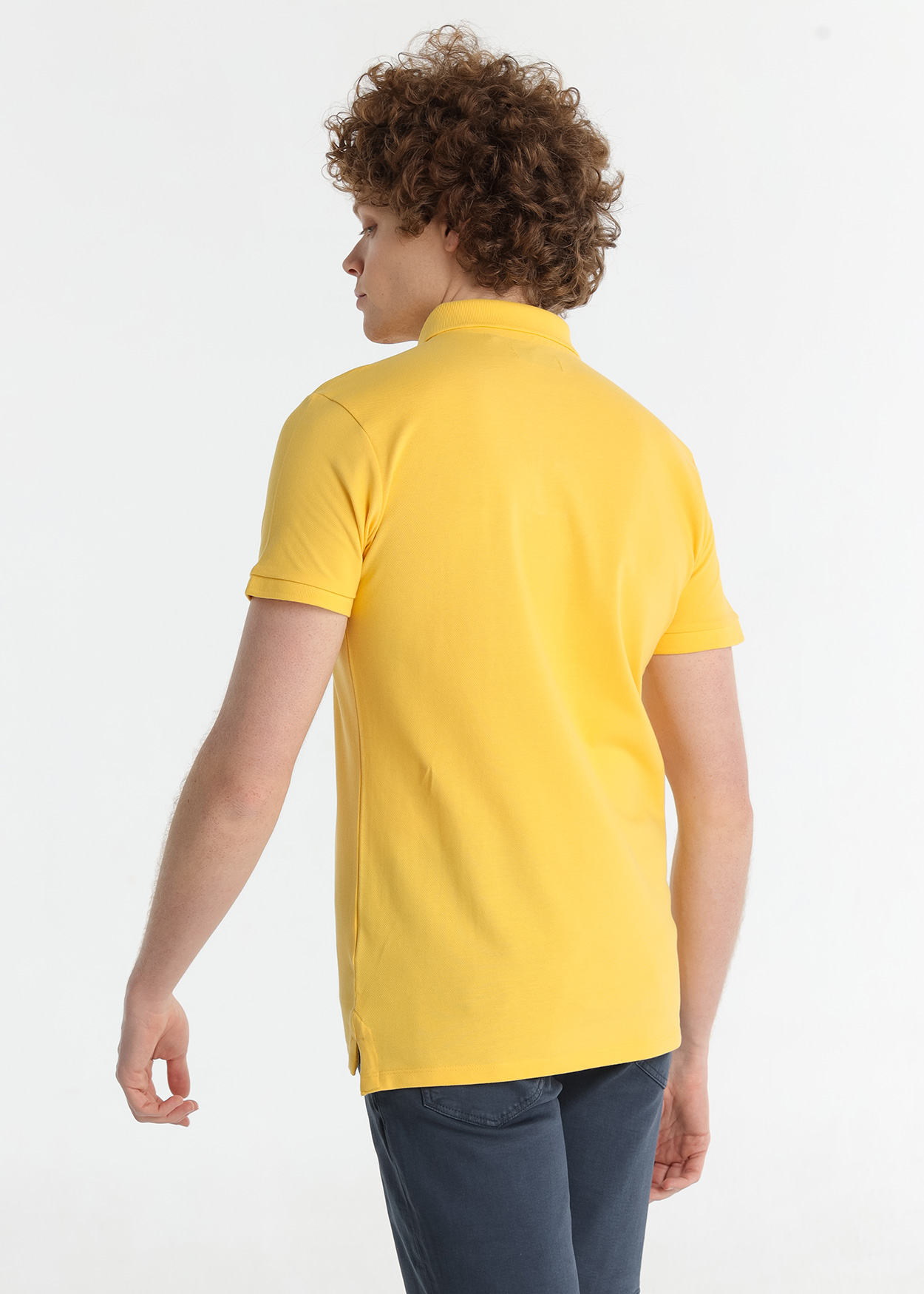 Pólo Clássico Homem Amarelo