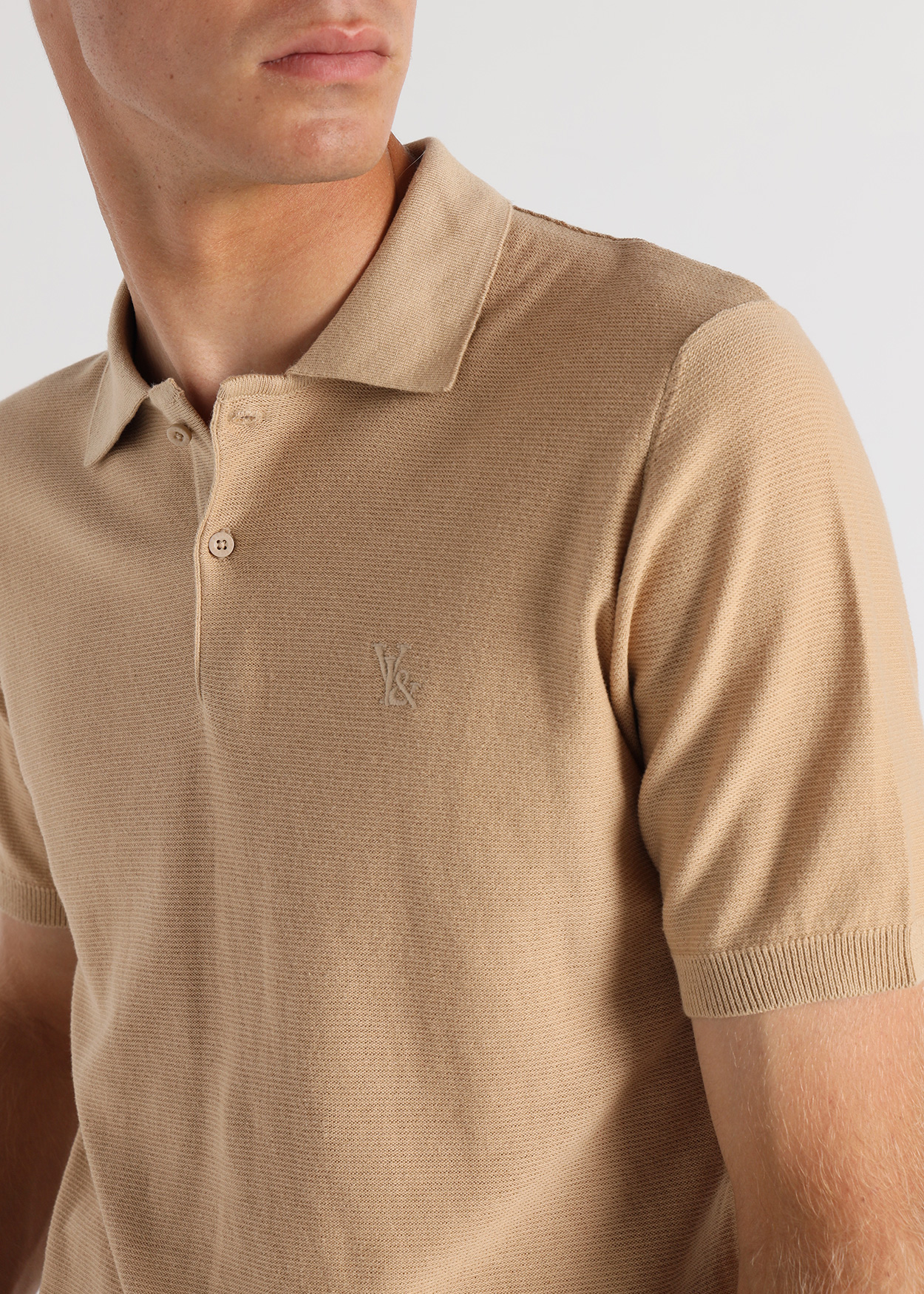 Pólo Homem Castanho