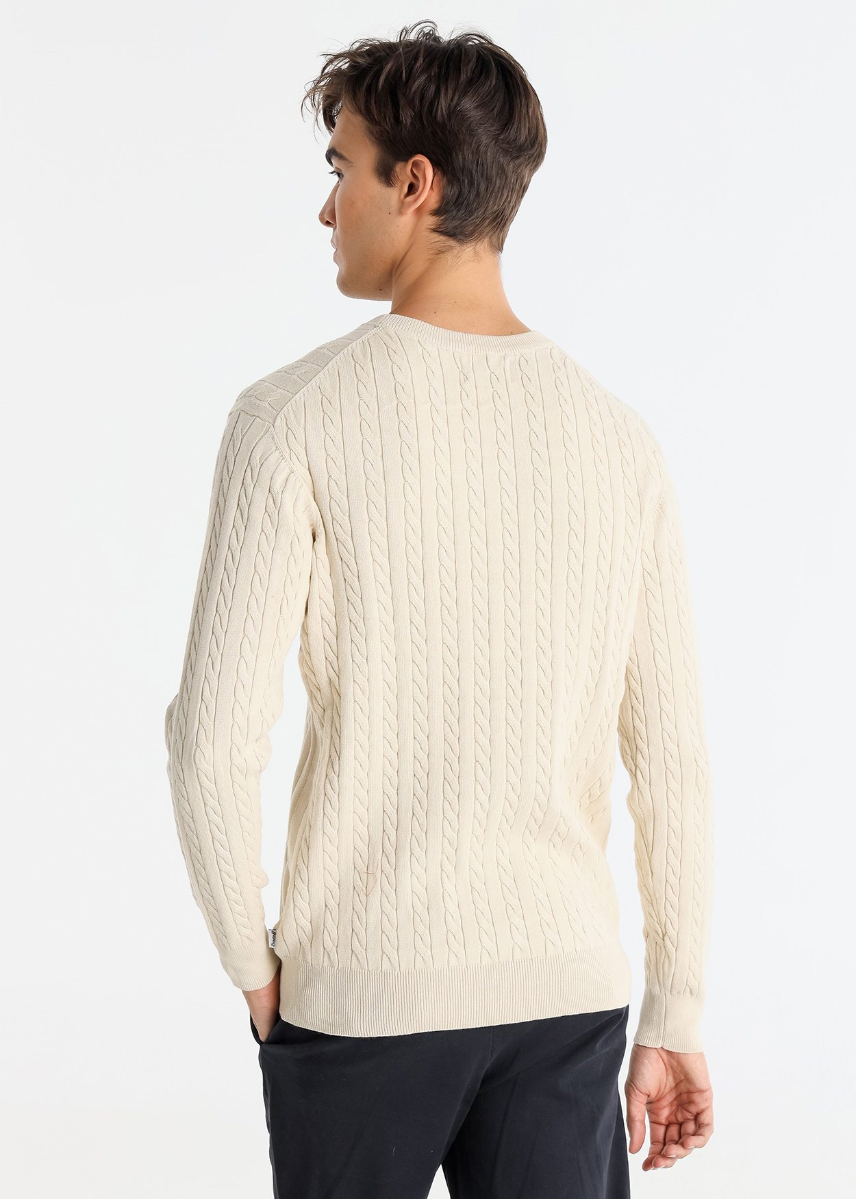 Camisola de gola redonda em tricô trançado Bege