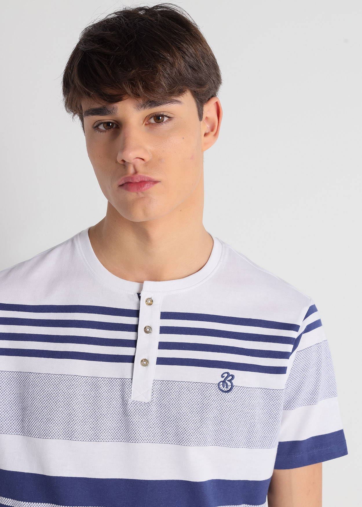 Pólo manga curta com riscas horizontais Branco