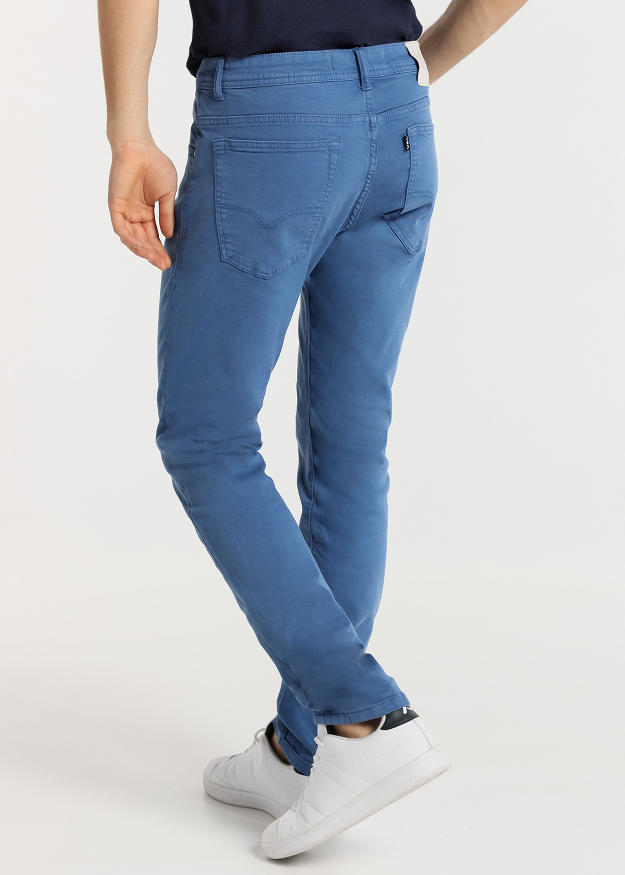 Calças slim com cinto Homem Azul