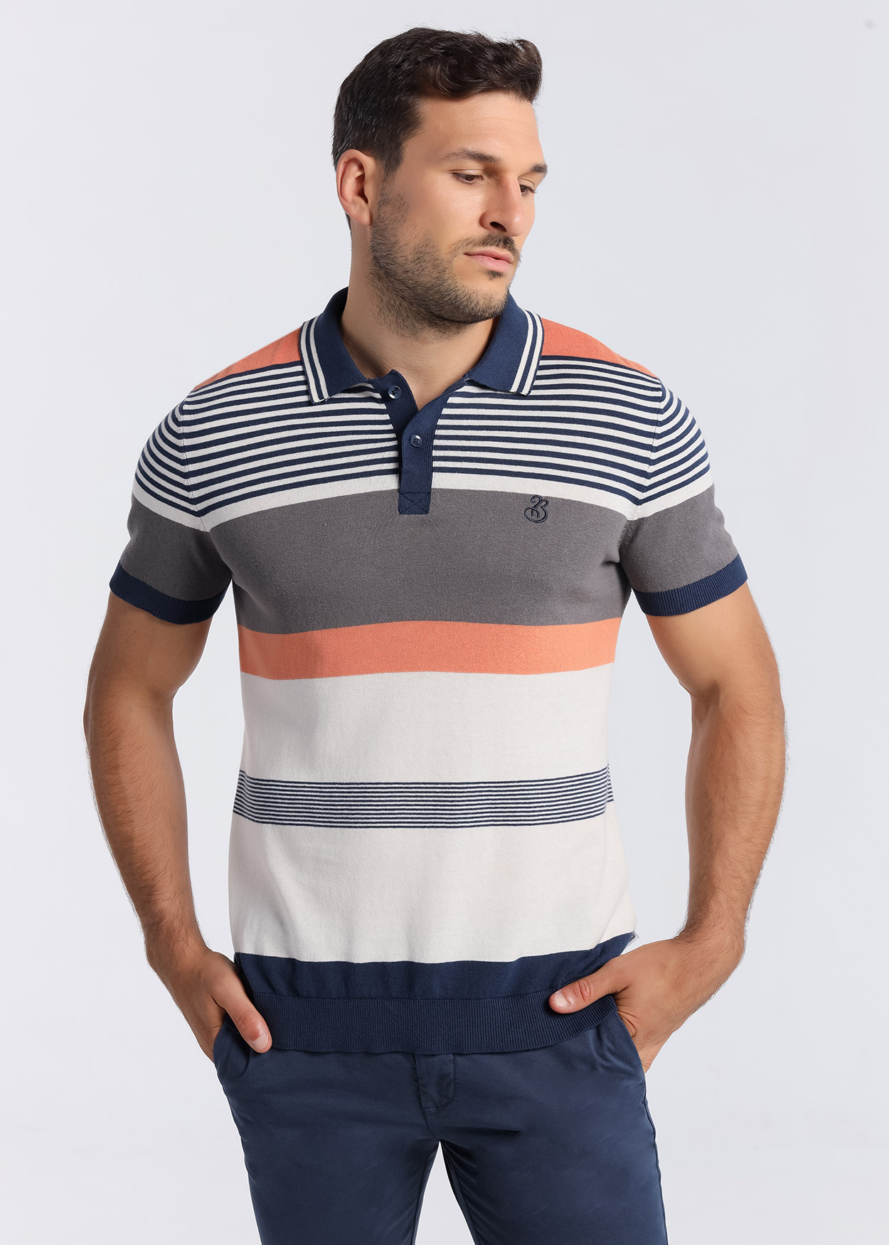 Pólo manga curta com riscas horizontais Multicor