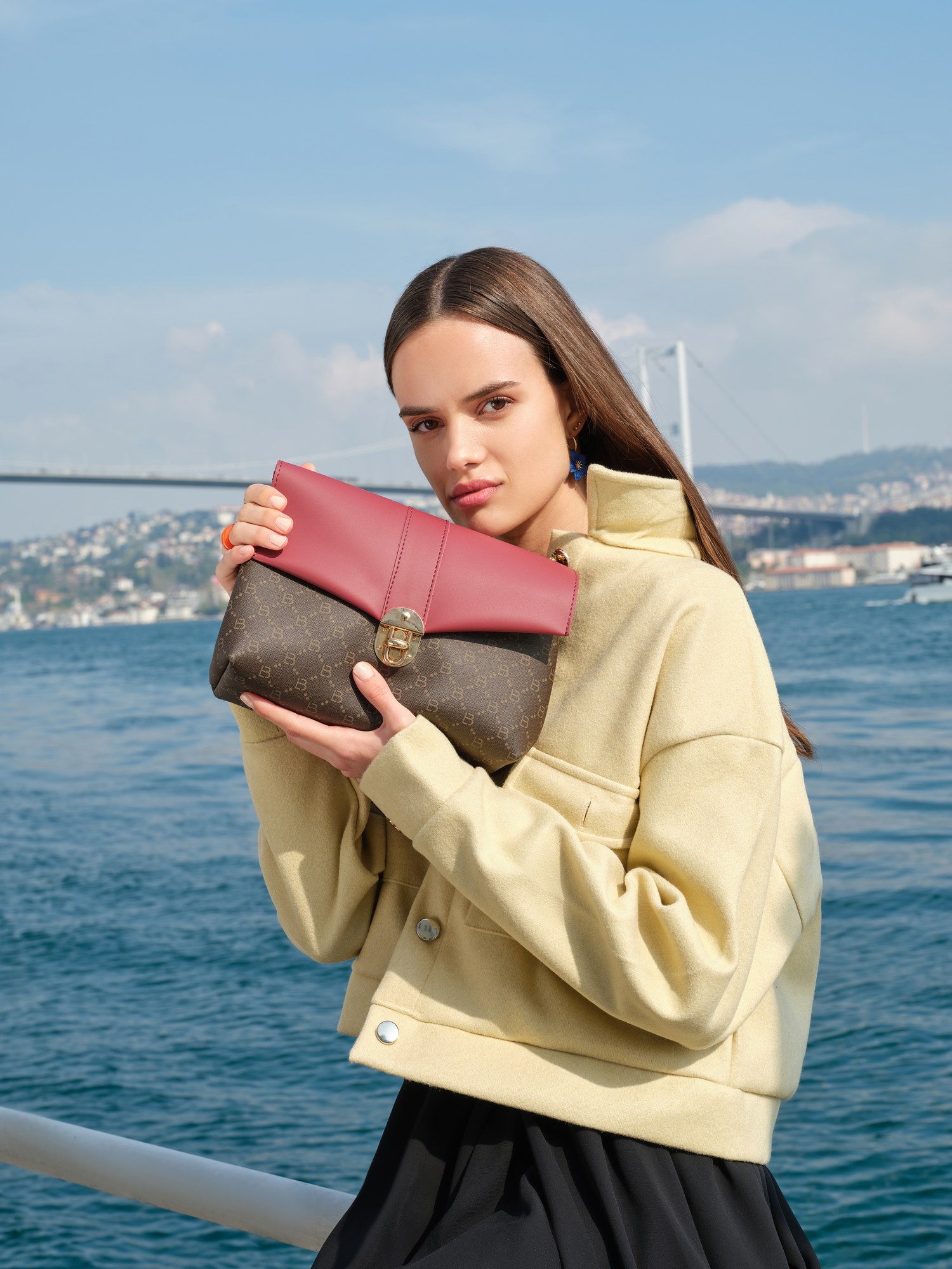 Mala de Ombro Castanho