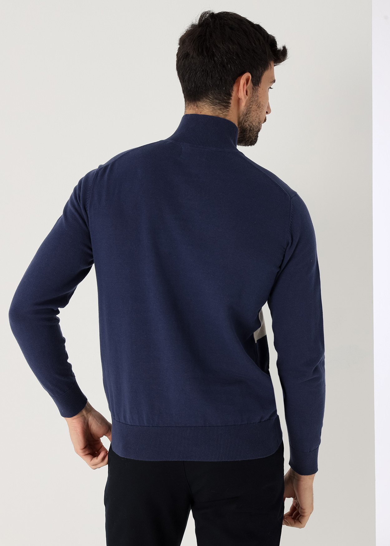 Camisola de gola alta listrado com zíper Azul