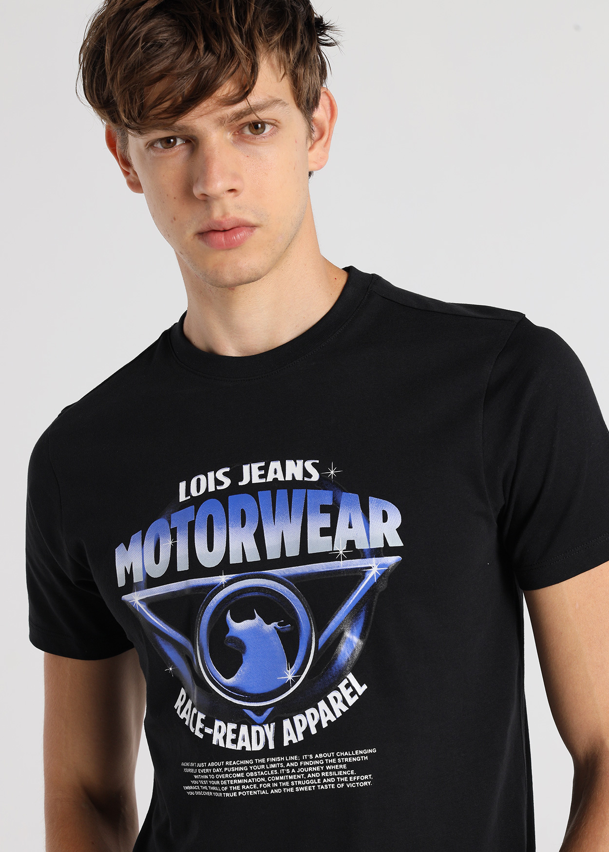 T-Shirt Gráfica Homem Preto
