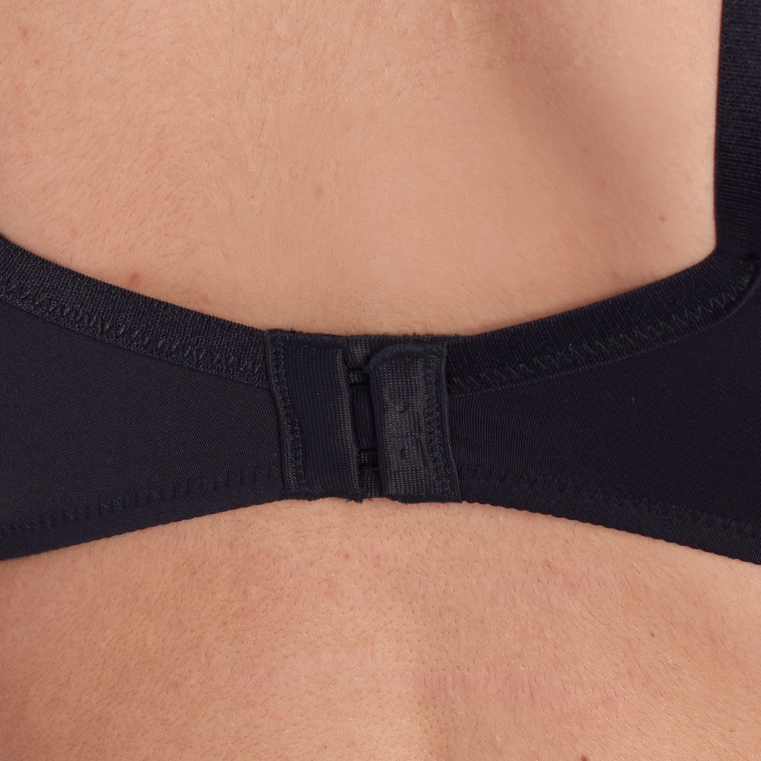 Soutien Senhora com Espuma e sem Aros Preto