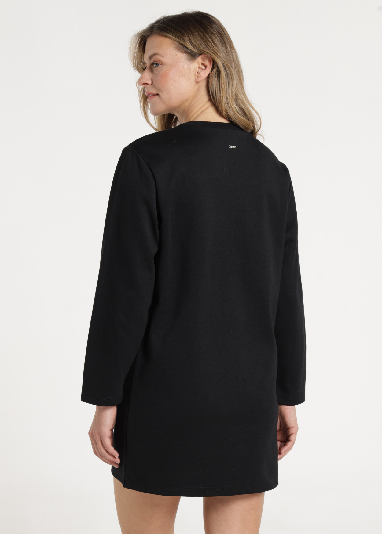 Vestido Curto Senhora Preto