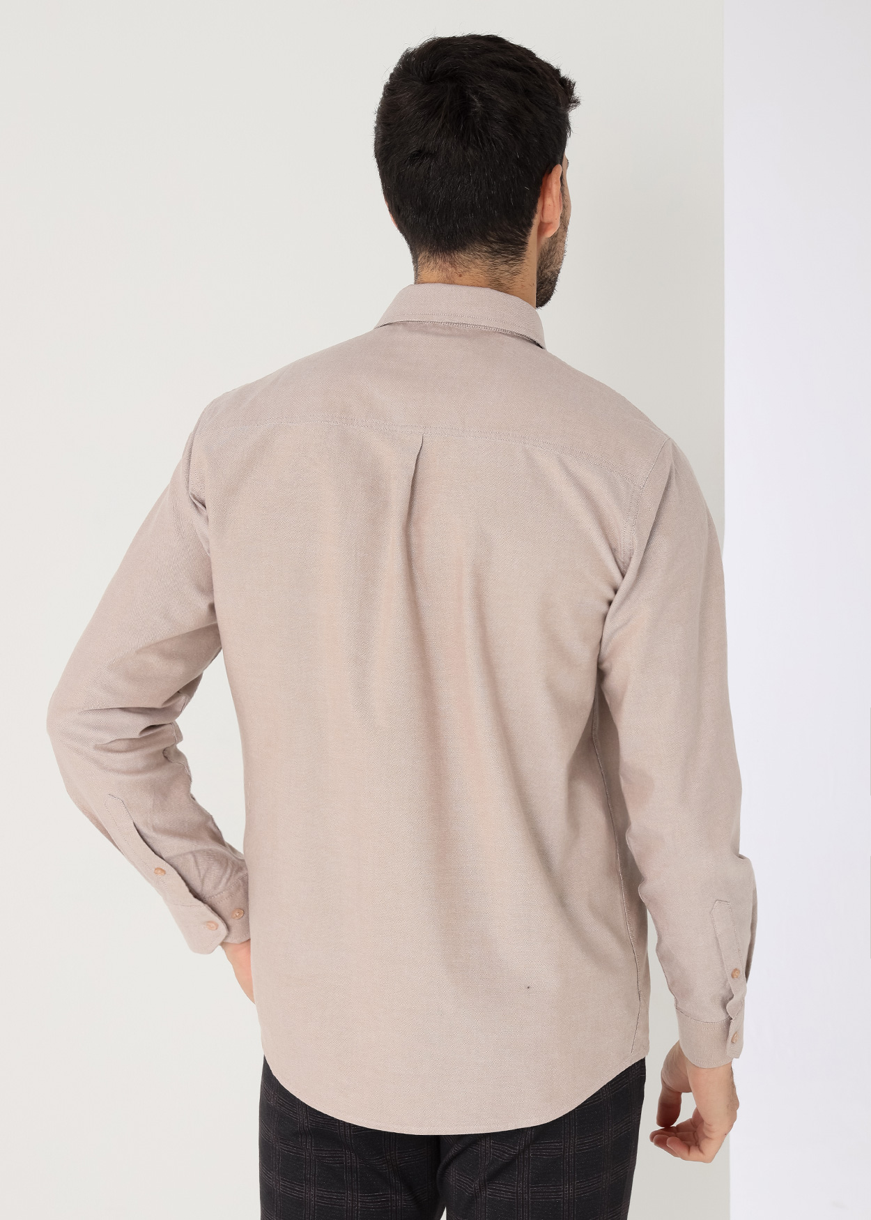 Camisa casual pocket oxford de manga comprida Bege