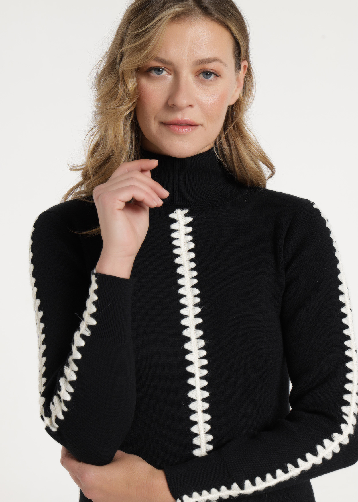 Vestido Midi de Malha Senhora Preto