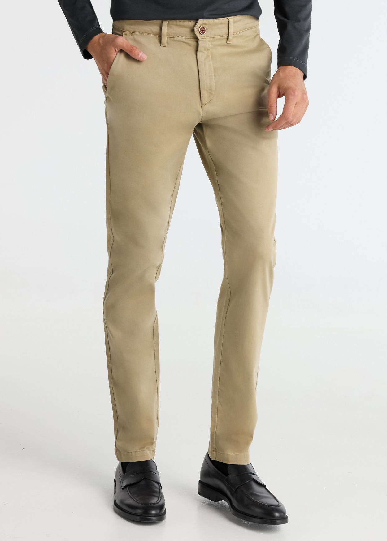 Calça Chino Slim Fit Castanho
