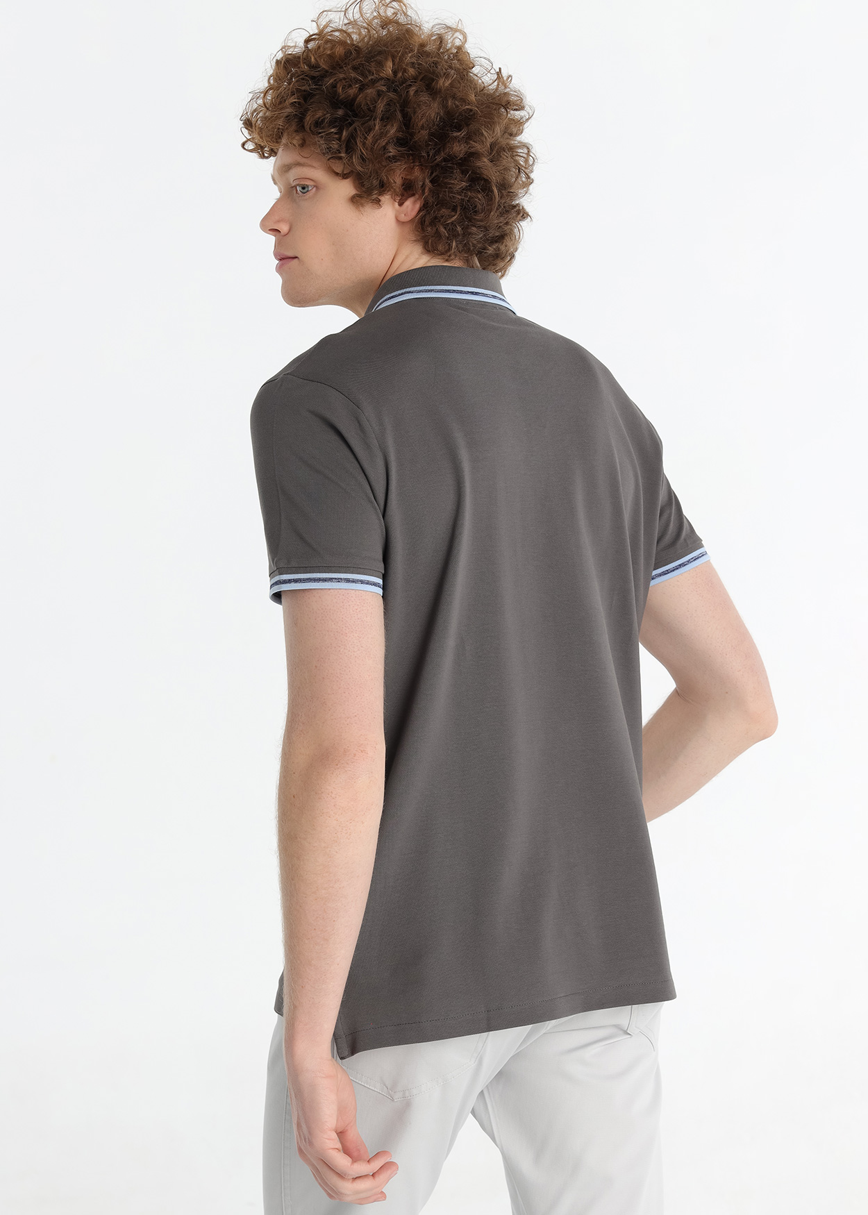 Pólo em Piqué Homem Cinzento