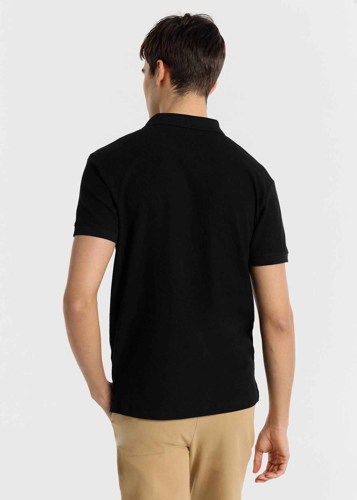 Pólo manga curta em malha jacquard estilo clássico Preto