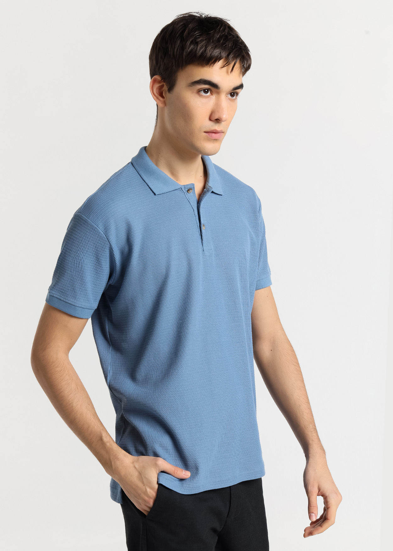 Pólo manga curta em malha jacquard estilo clássico Azul