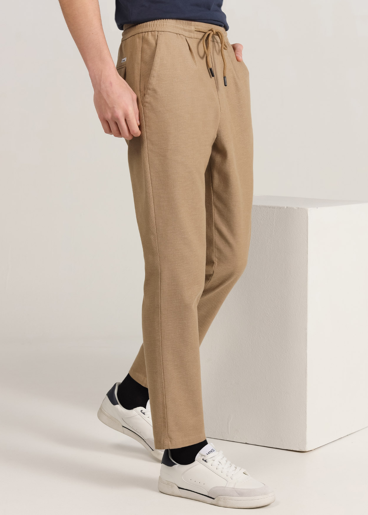 Calça chino Castanho