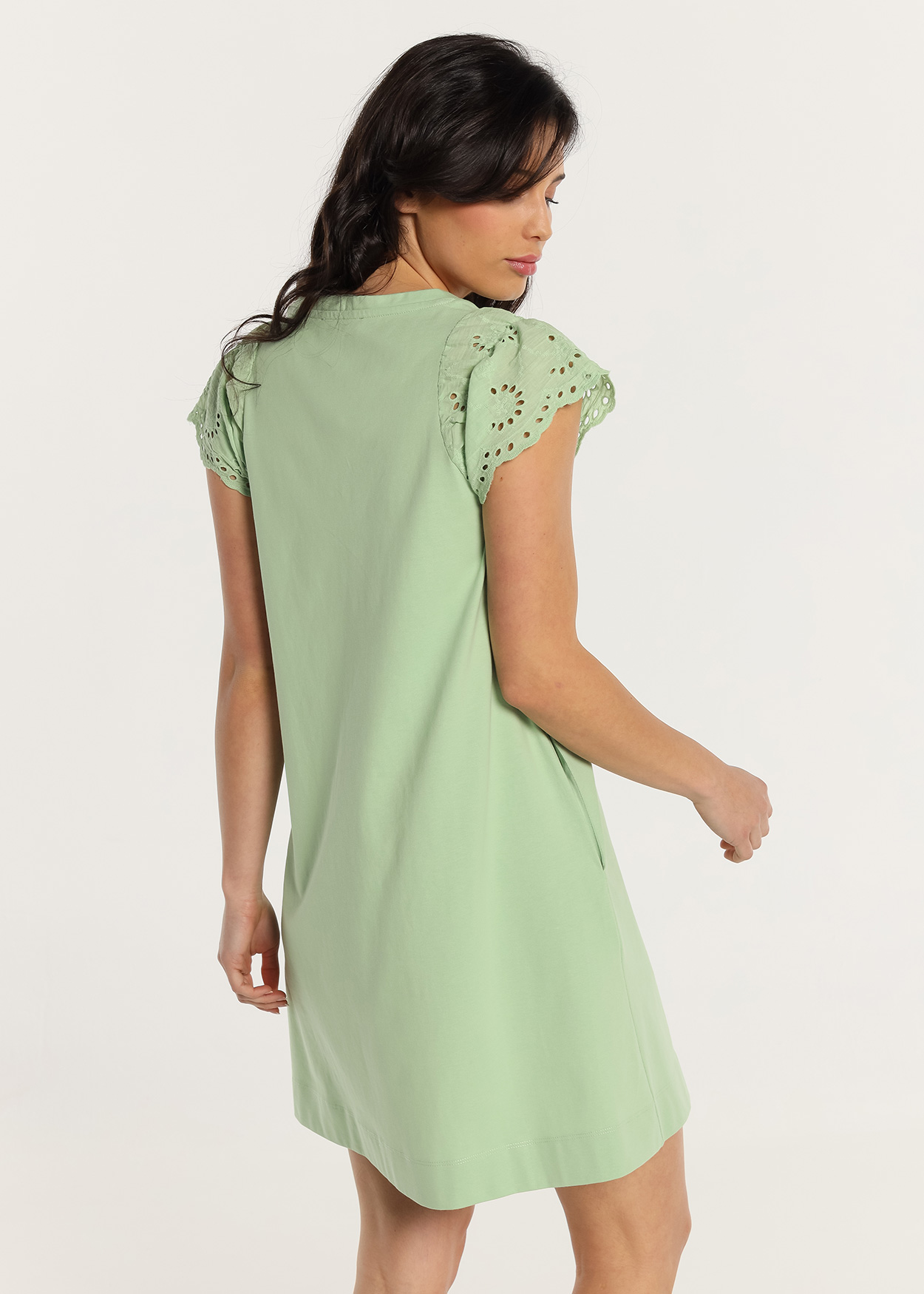 Vestido Curto Senhora Verde