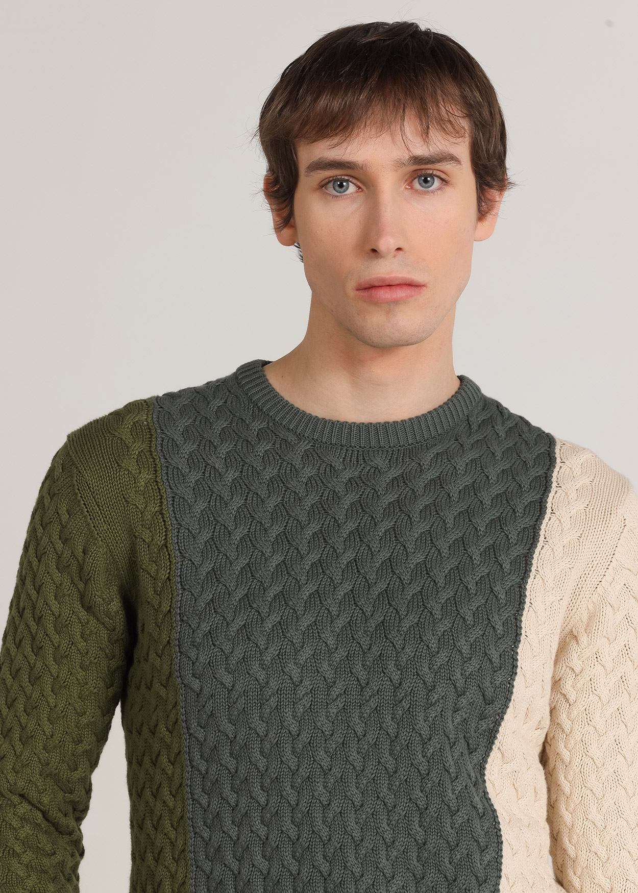 Camisola de malha com gola redonda Bege