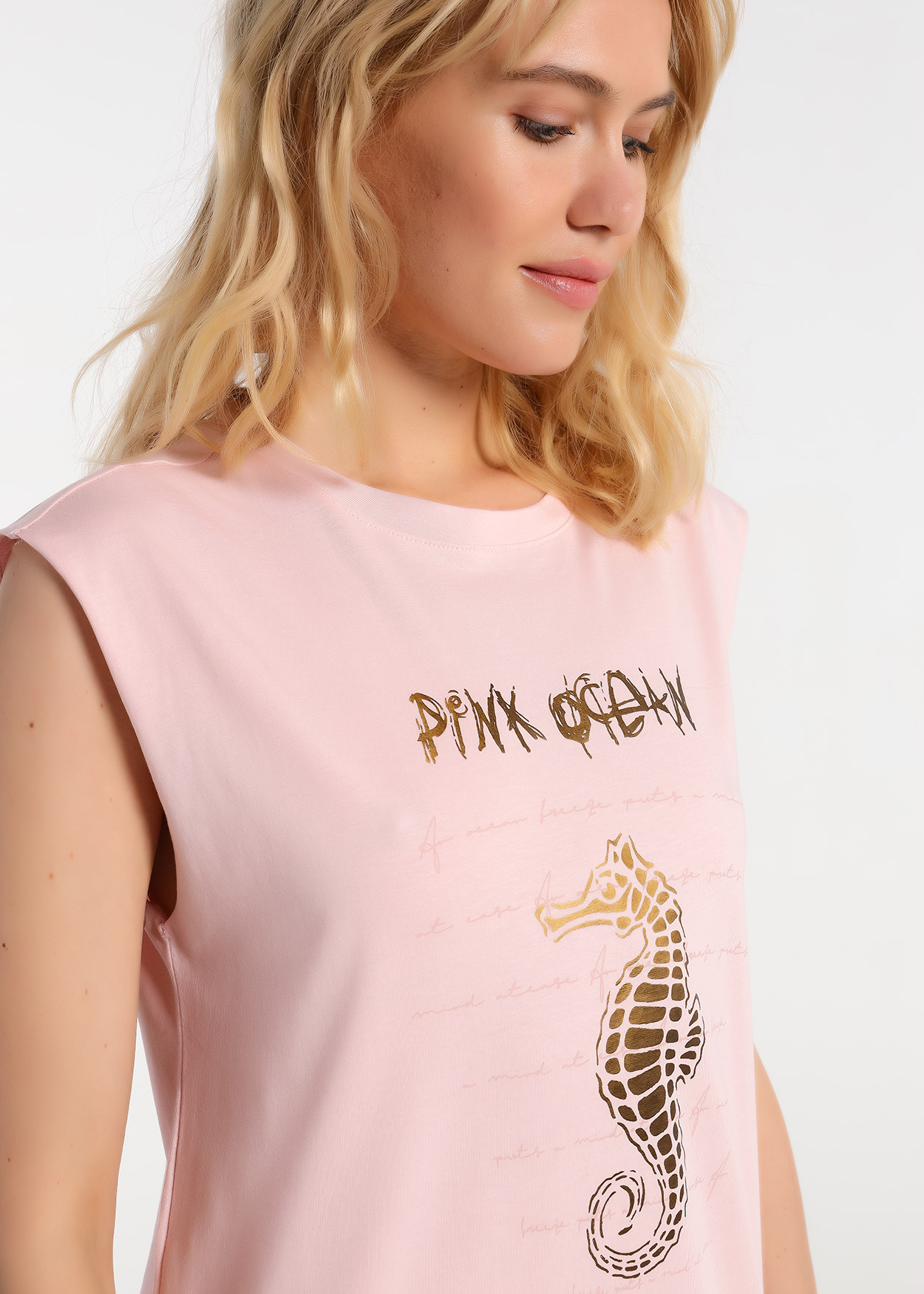 Vestido Comprido  Sin Mangas Con Grafica Senhora Rosa