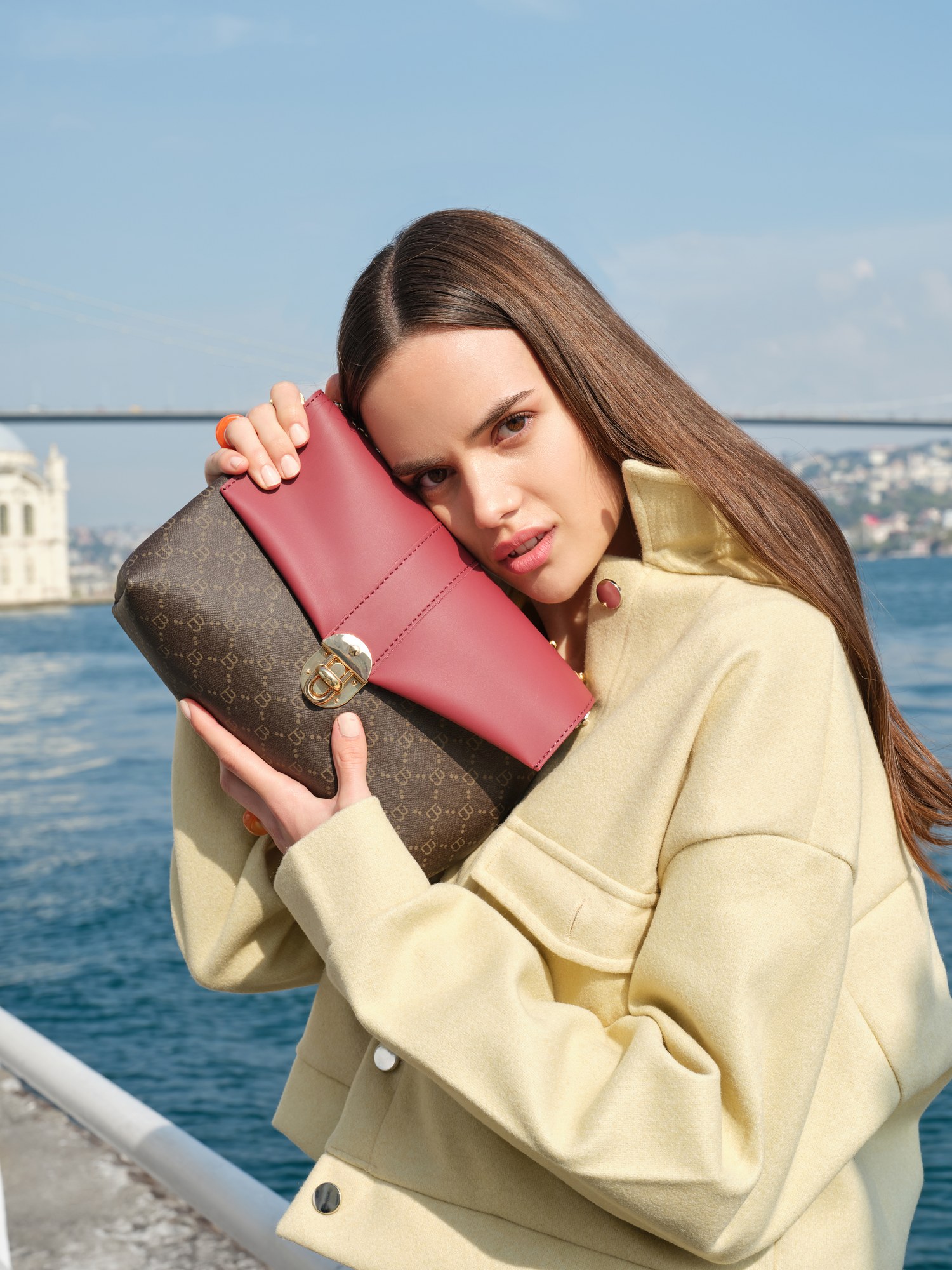 Mala de Ombro Castanho