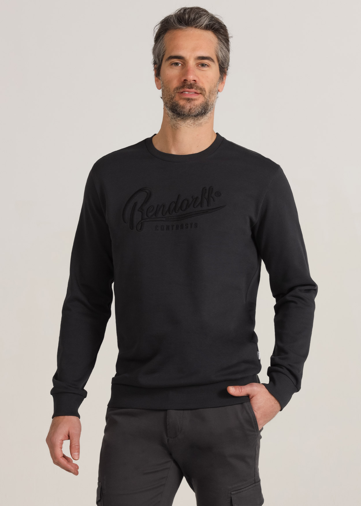 Sweatshirt básica Preto