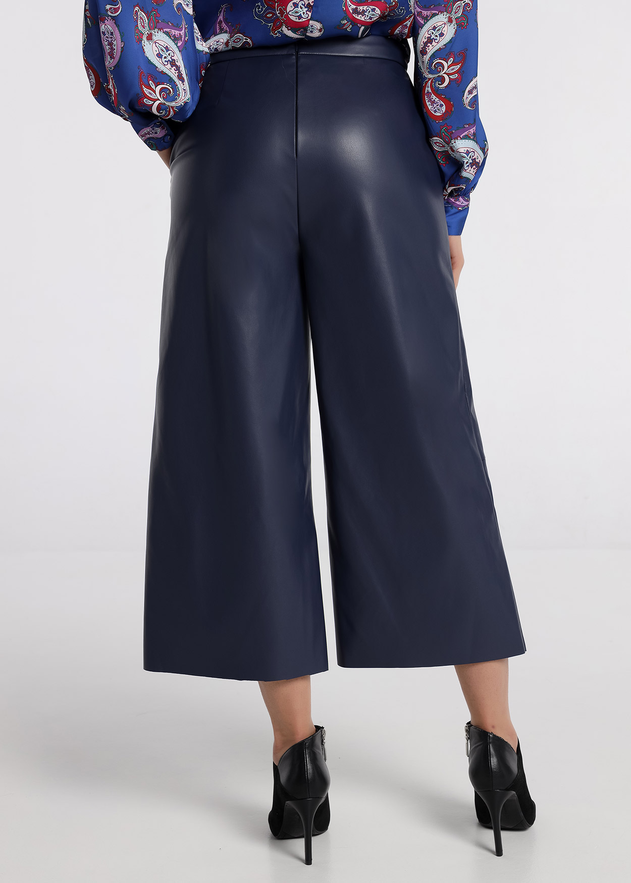 Calças de couro sintético Senhora Azul