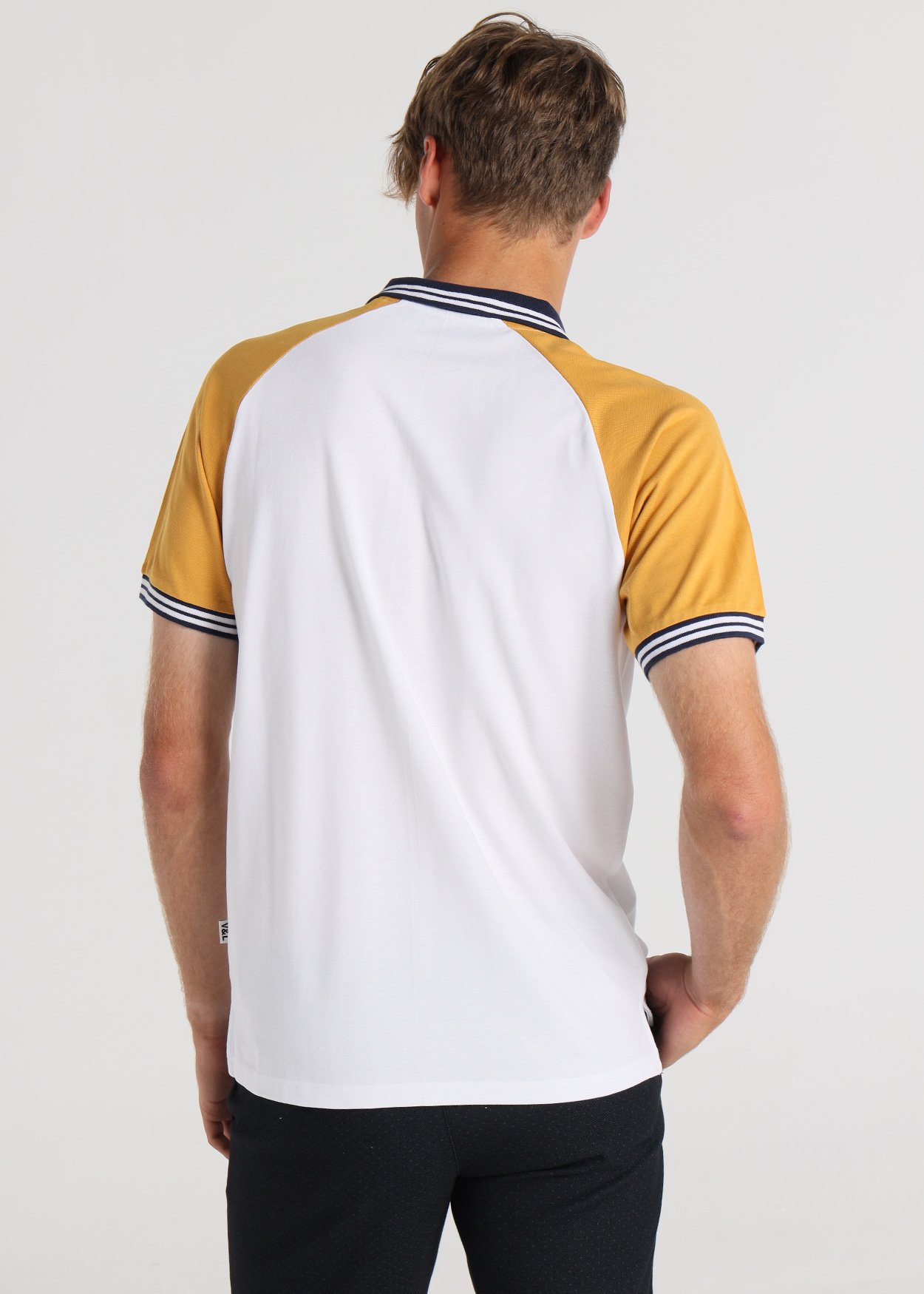 Pólo Homem Castanho