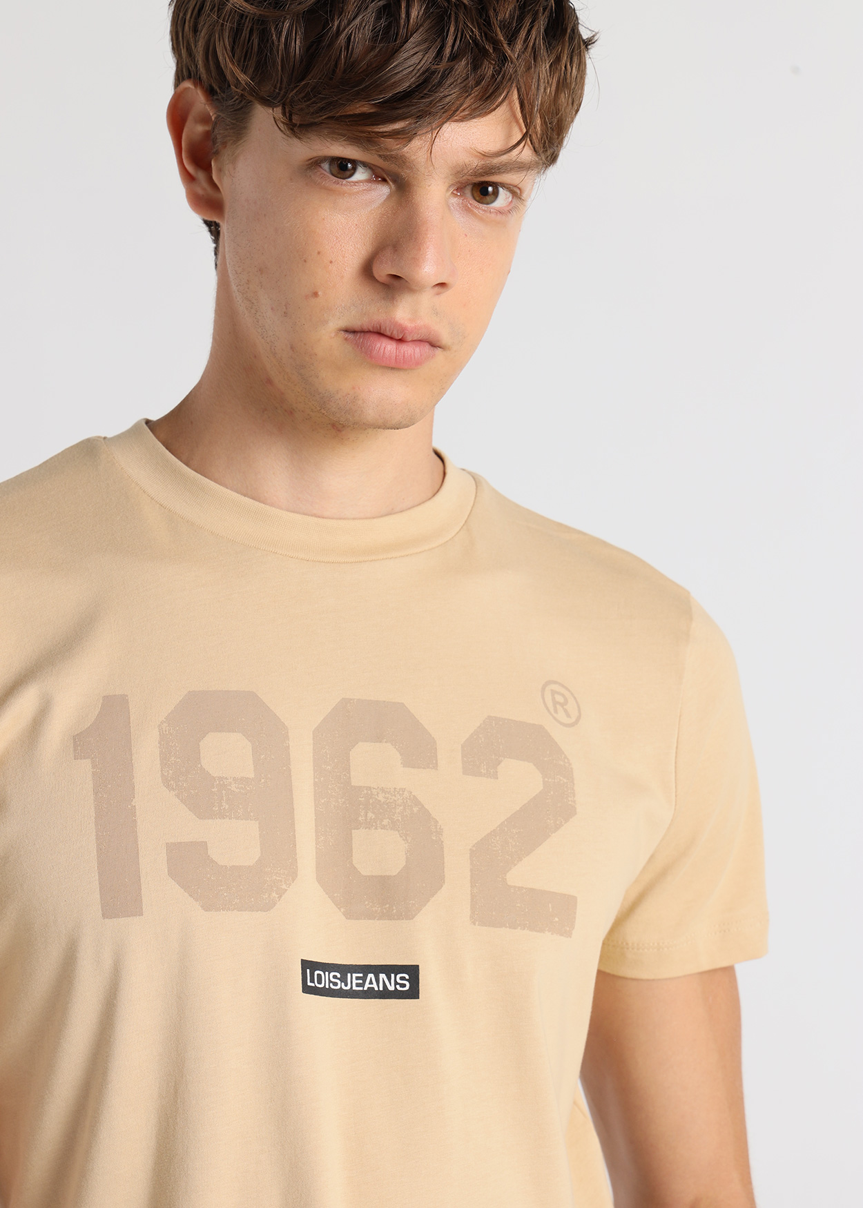 T-Shirt Gráfica 1962 Homem Castanho