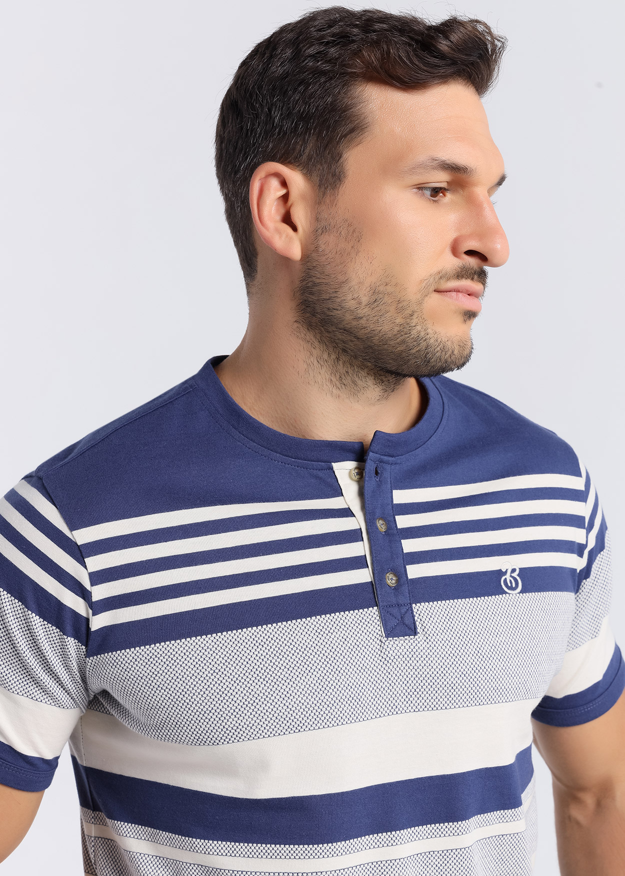 Pólo manga curta com riscas horizontais Azul