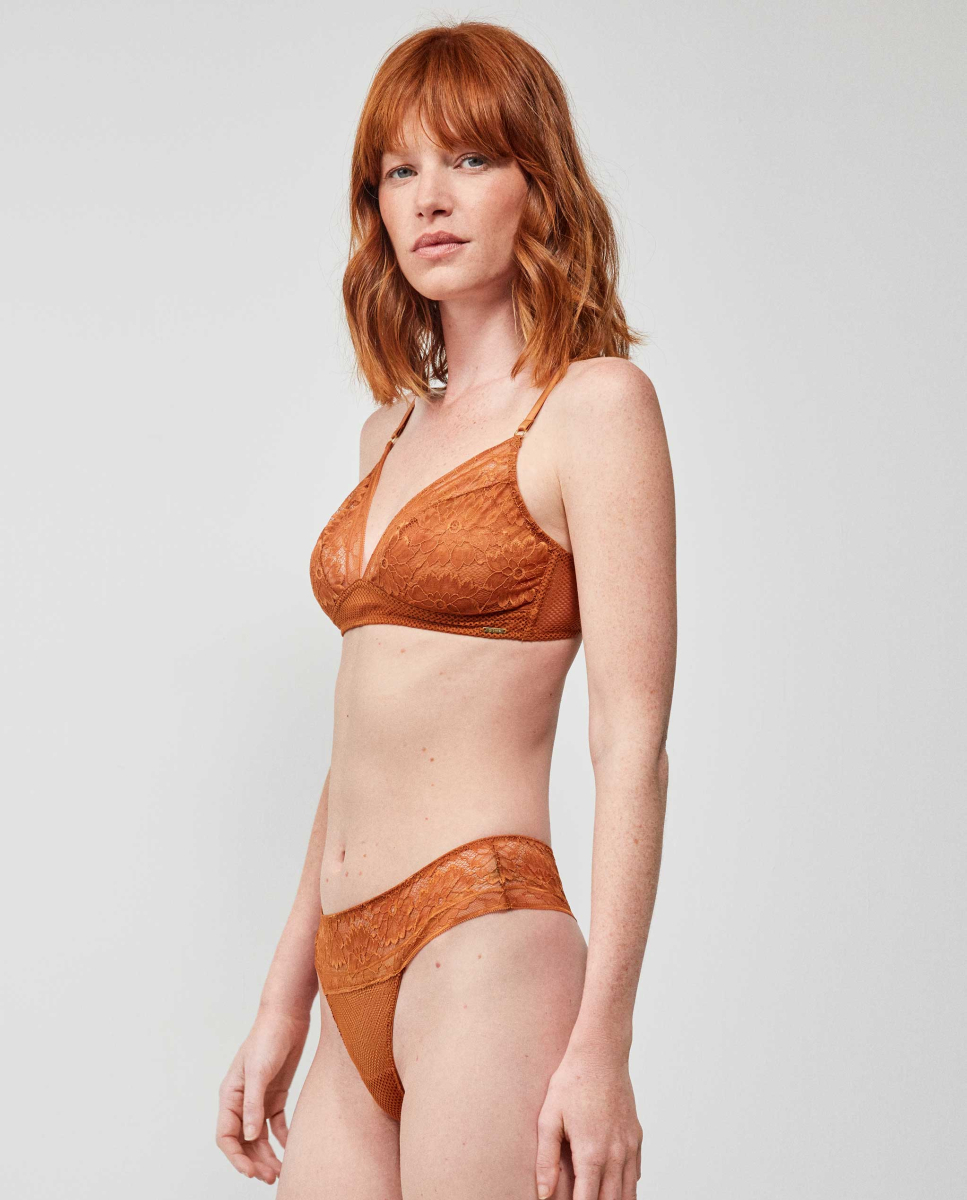 Soutien Triangular em Renda Castanho