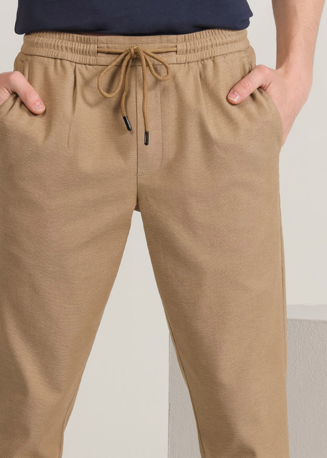 Calça chino Castanho