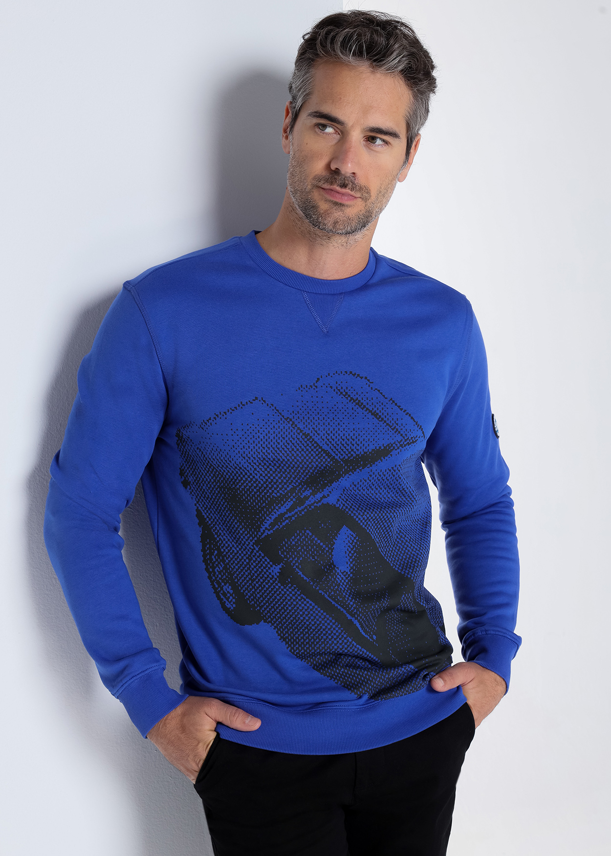Sweatshirt com Gola Redonda Azul