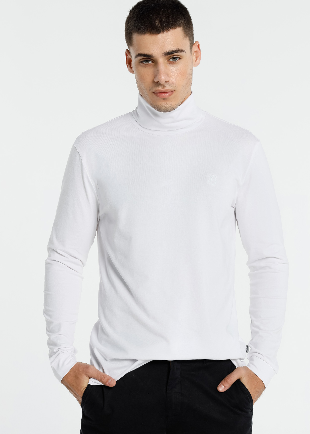 Camisola básica de gola alta Branco