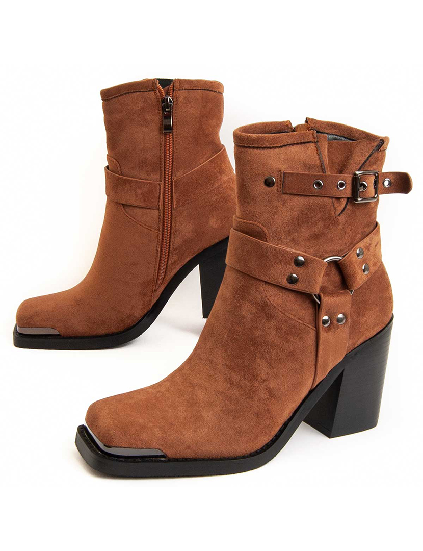 Botins com Salto Senhora Castanho