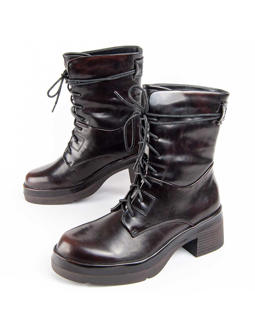 Botins com Salto Senhora Castanho