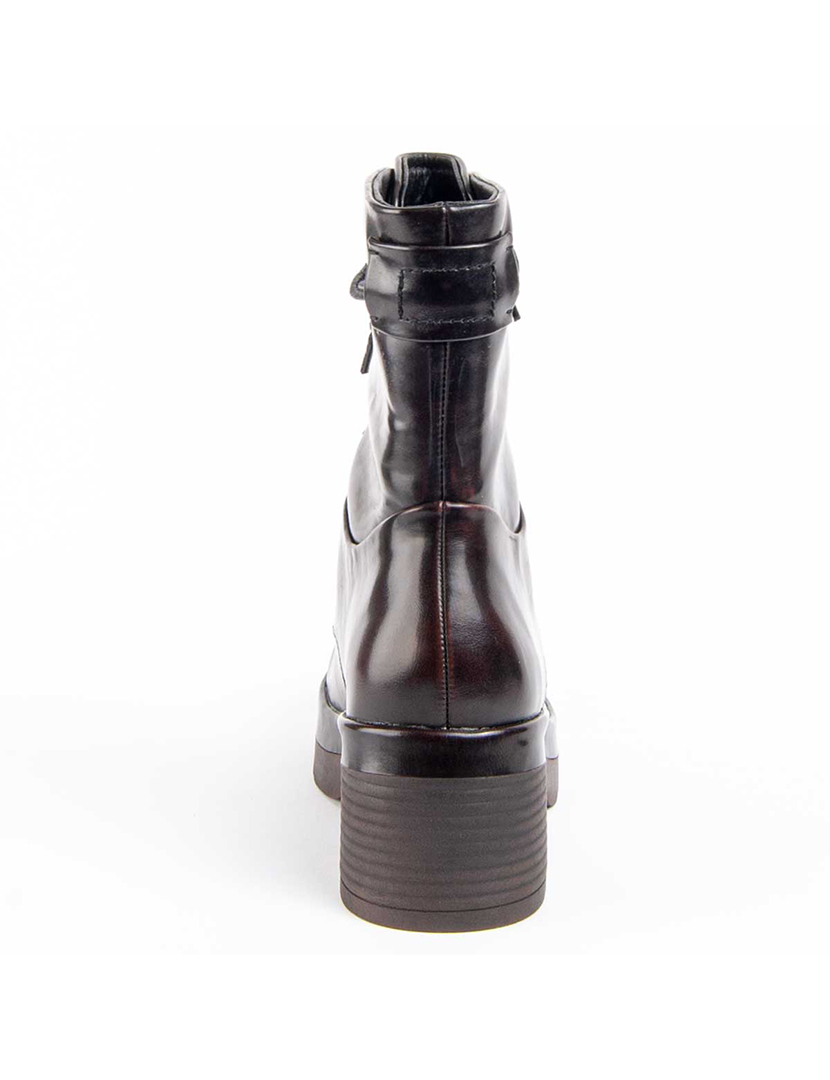 Botins com Salto Senhora Castanho