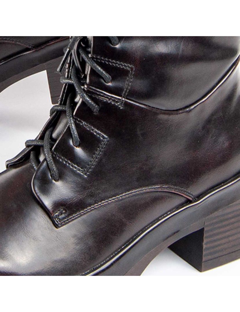 Botins com Salto Senhora Castanho