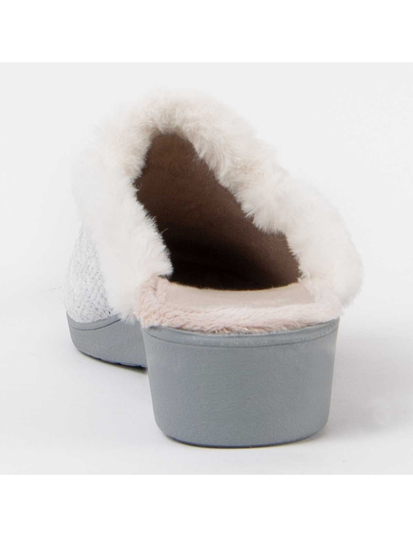 Chinelos Senhora Cinzento