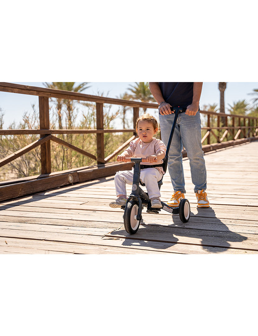 Triciclo Multifuncional Gyro Cinzento