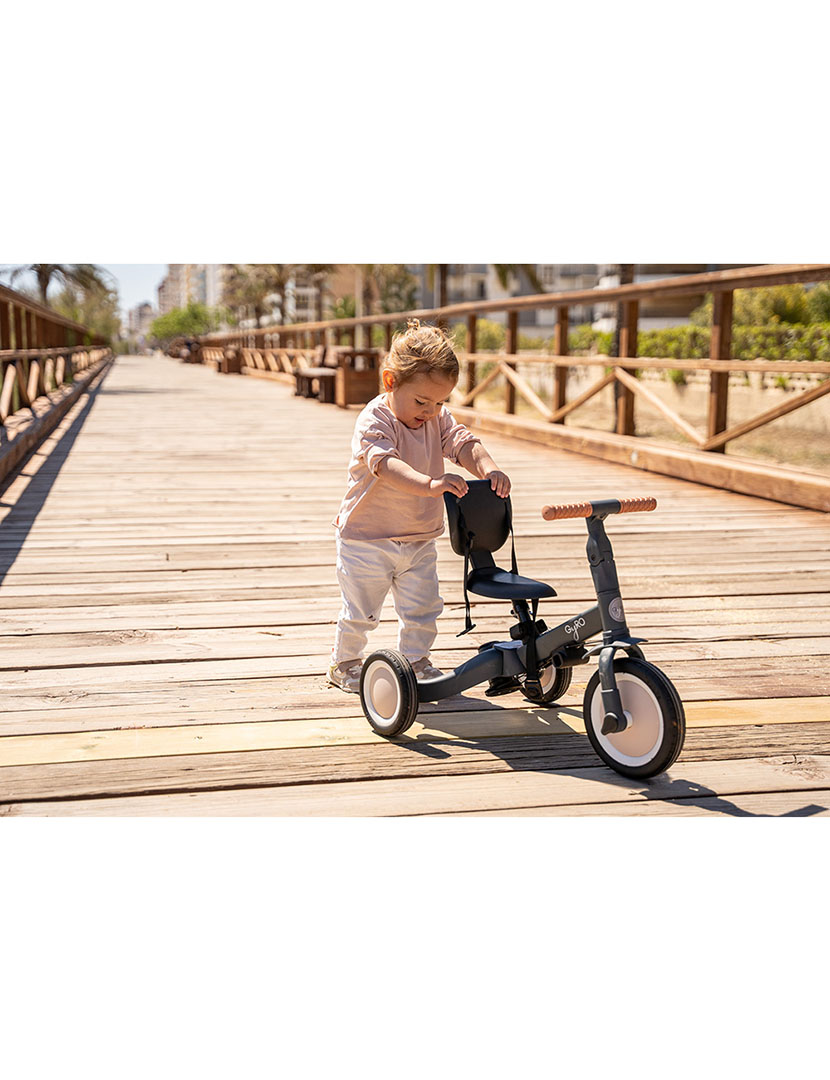 Triciclo Multifuncional Gyro Cinzento