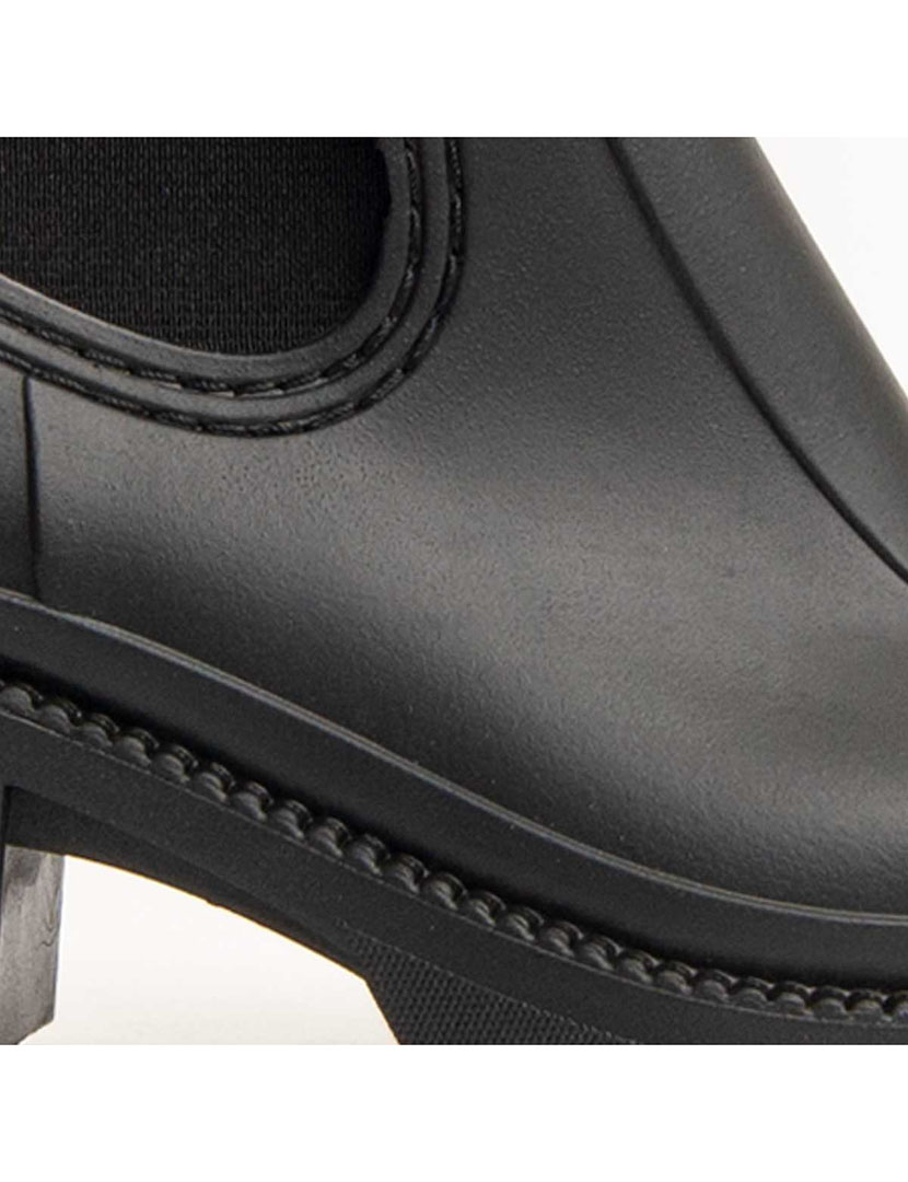 Botins com Salto Senhora Preto