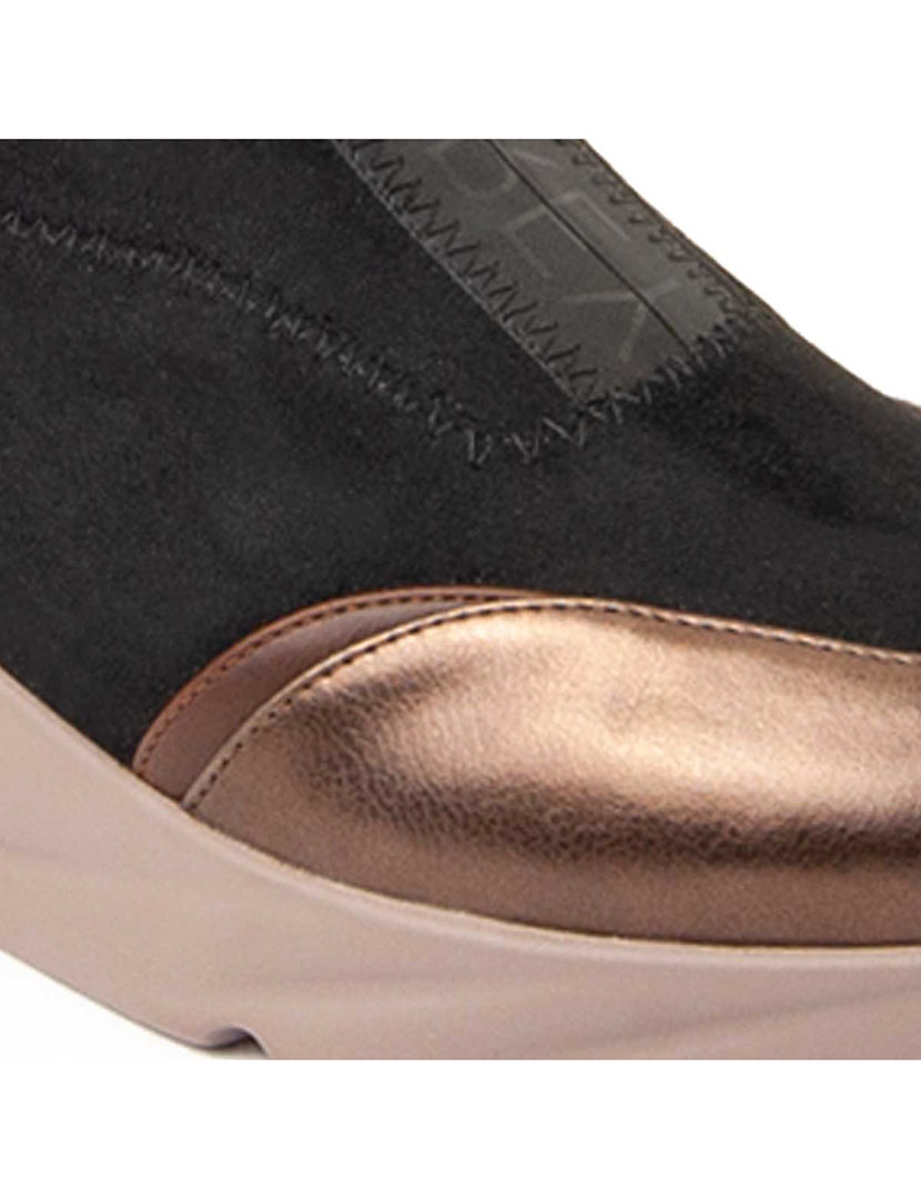 Ténis Senhora Preto